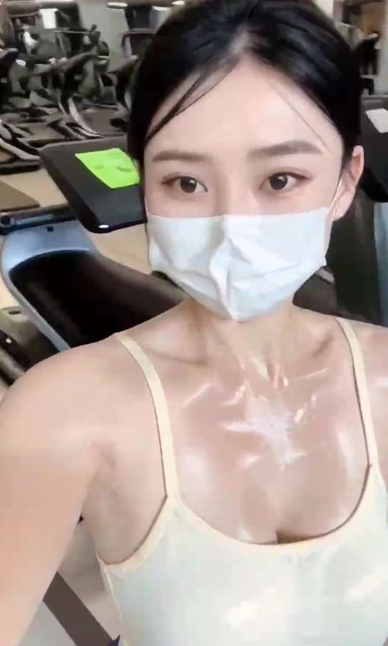 图片[2]-AI口罩美女健身写真教学，不用MJ，不用哩布，不用任何会员，纯屌丝玩法-知享知识库